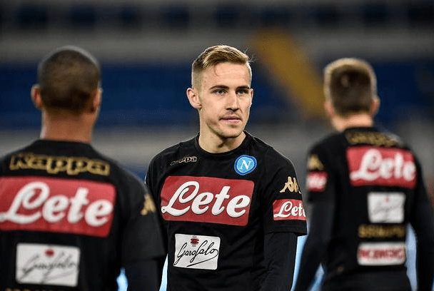 包含集结日突围战来临，纽卡斯尔围绕欧联更衣室发声，信心回归，训练强度明显提升的词条